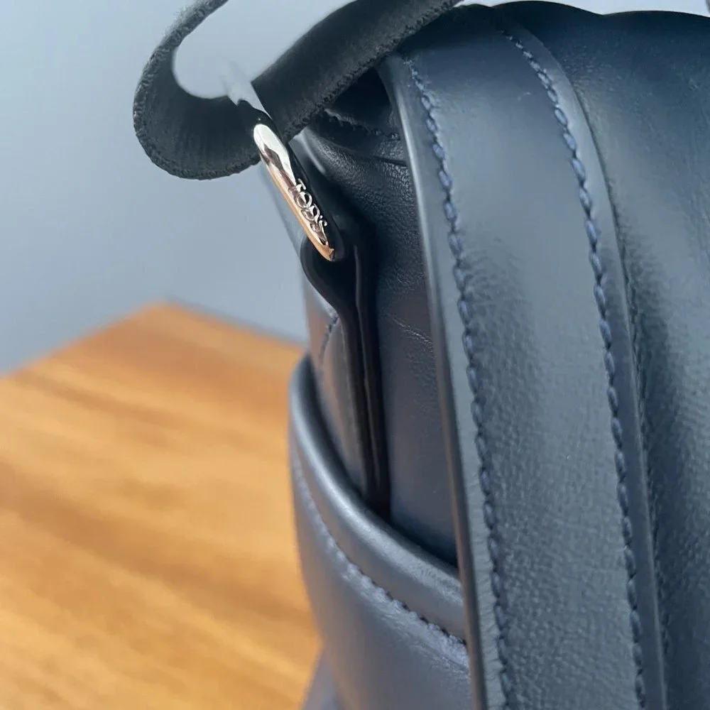 Tod's Italy Blue Leather New Messenger XBMTDSY9200ND6U820‎